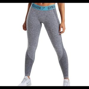 GYMSHARK LEGGINGS 🦈